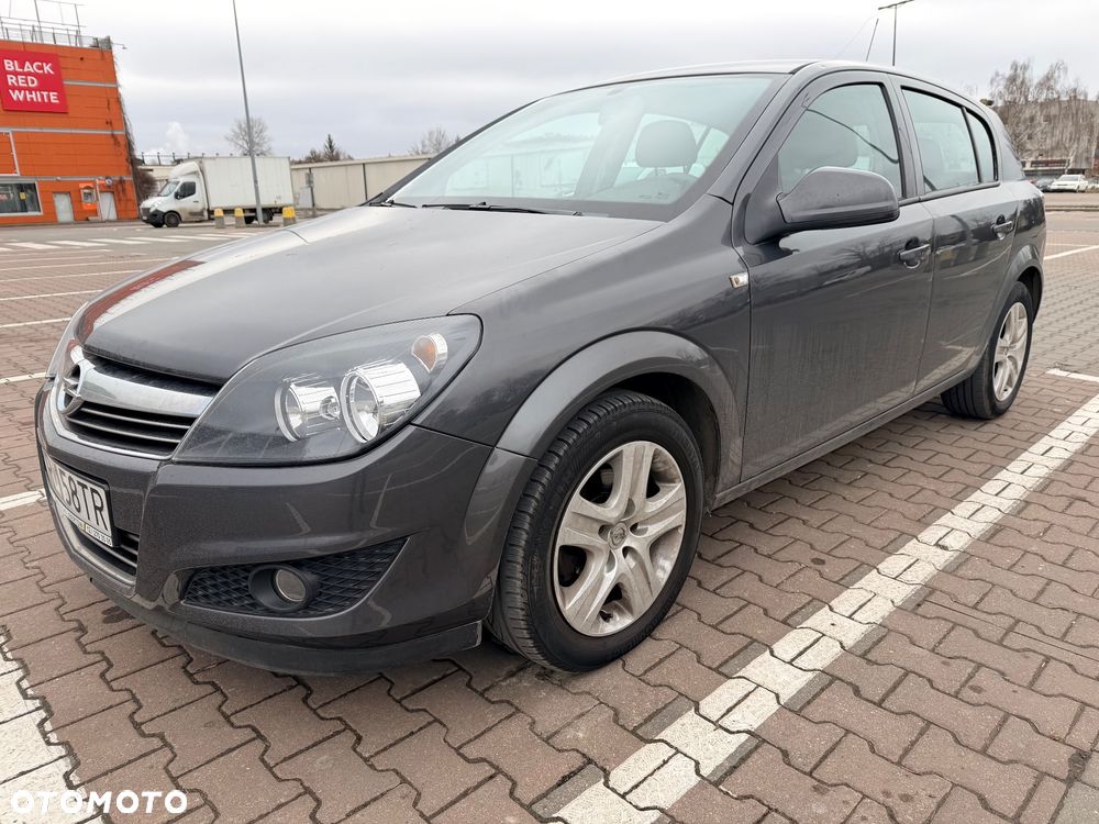 Opel Astra 1.6 Essentia - 1