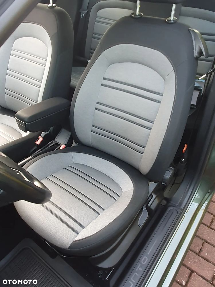 Fiat Punto Evo 1.4 8V Estiva Blue&Me Euro5 - 25