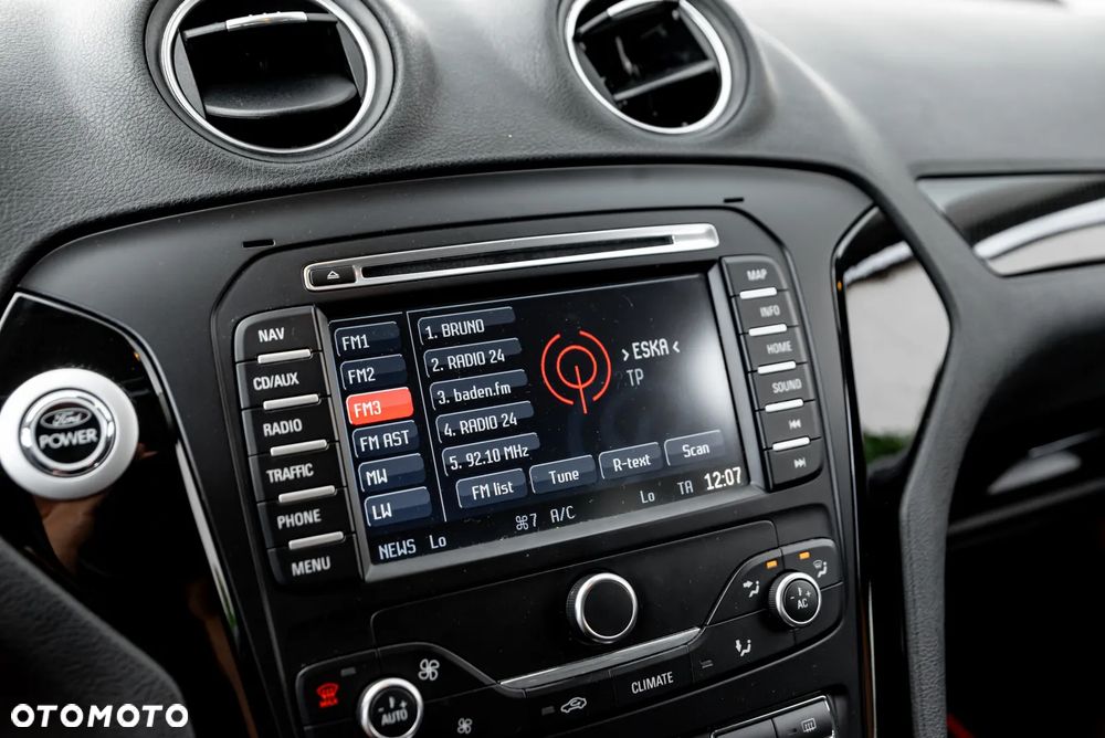 Ford Mondeo 2.0 EcoBoost Titanium S - 32
