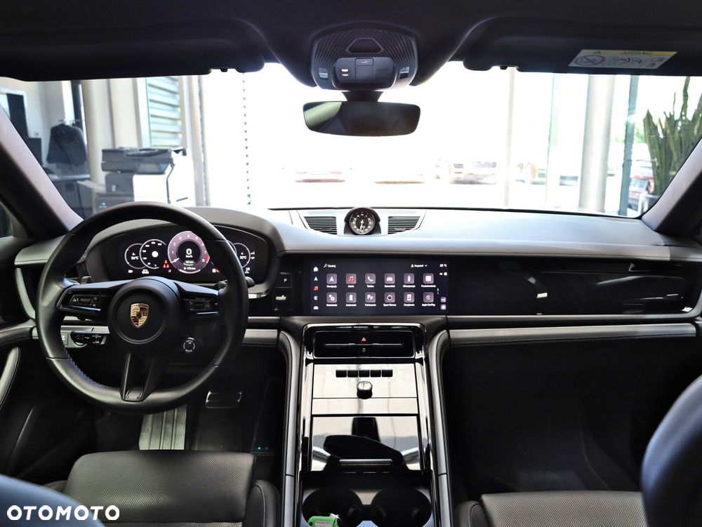 Porsche Panamera - 12