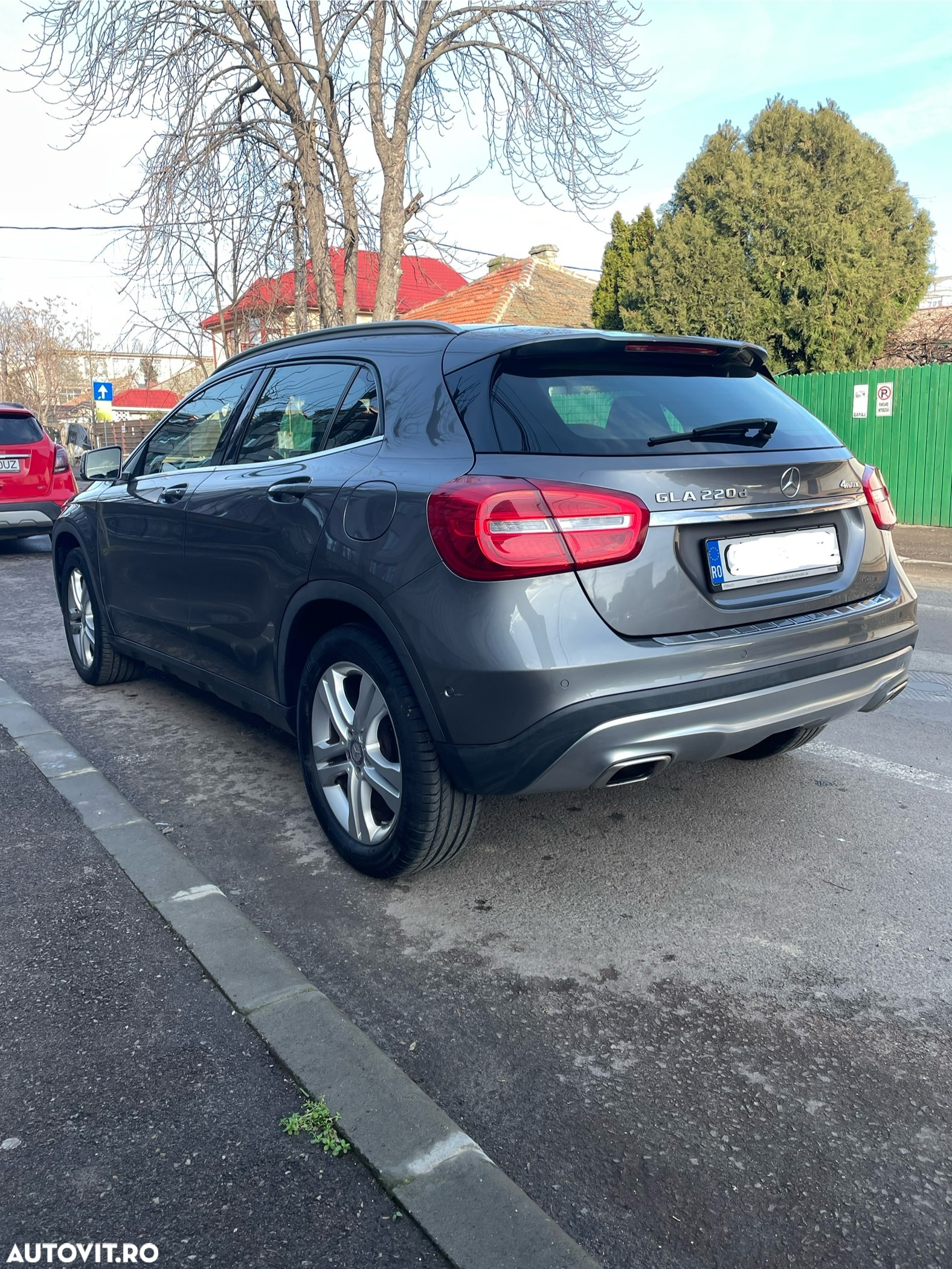 Mercedes-Benz GLA 220 d 4Matic 7G-DCT AMG Line - 2