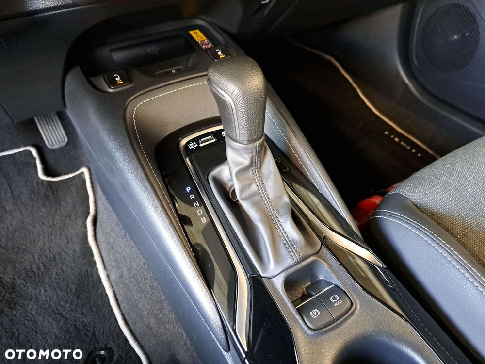 Toyota Corolla 1.8 Hybrid Style - 25