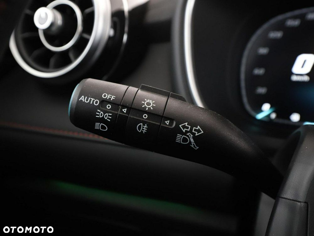 MG HS 1.5T-GDI Luxury - 35