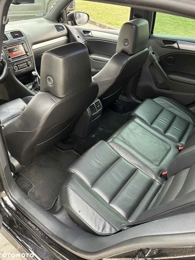Volkswagen Golf - 28