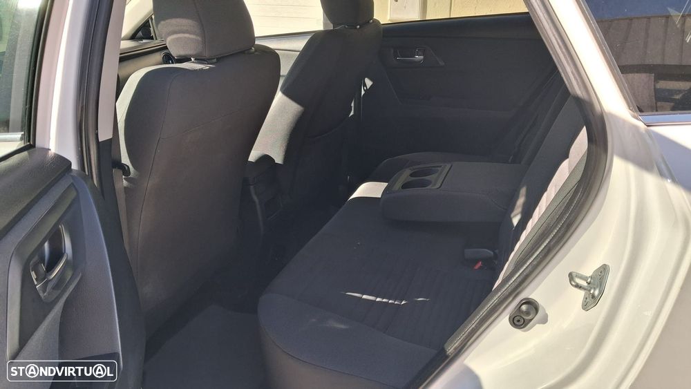 Toyota Auris Touring Sports 1.4 D-4D Comfort - 9
