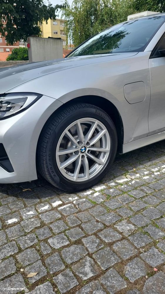 BMW 330 e Corporate Edition Auto - 12