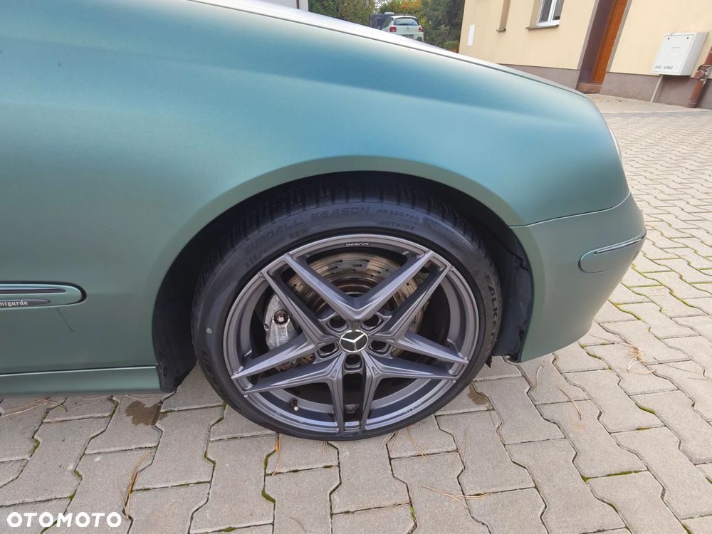 Mercedes-Benz CLK - 38