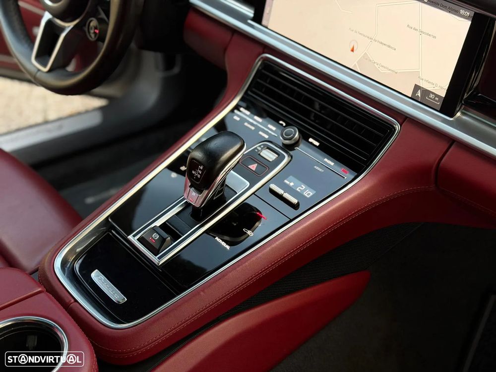 Porsche Panamera Sport Turismo 4 E-Hybrid Platinum Edition - 48