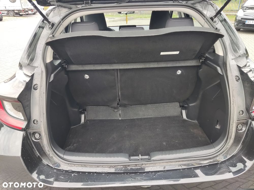 Toyota Yaris 1.5 Comfort - 25