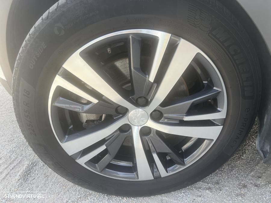 Peugeot 3008 225 e-EAT8 Allure Pack - 12