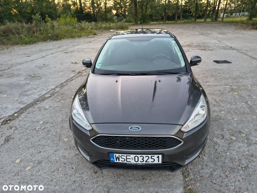Ford Focus 1.6 Trend - 25