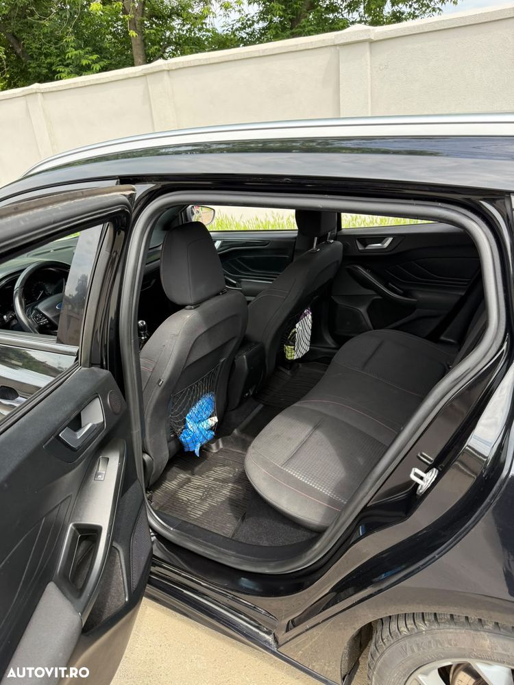 FORD Focus 2020 — imagine 7