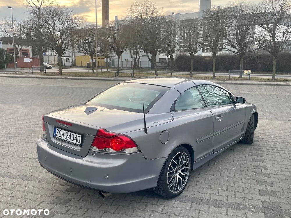 Volvo C70 T5 Summum - 12