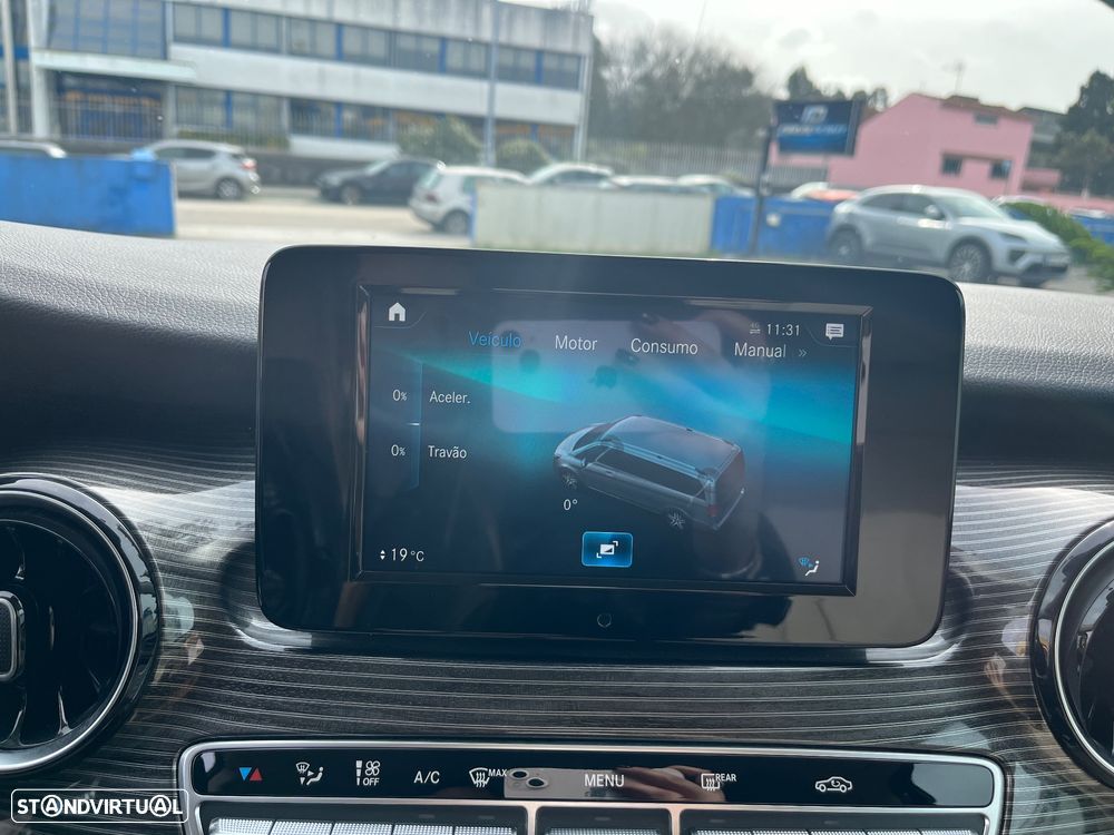 Mercedes-Benz V 250 d Avantgarde - 48