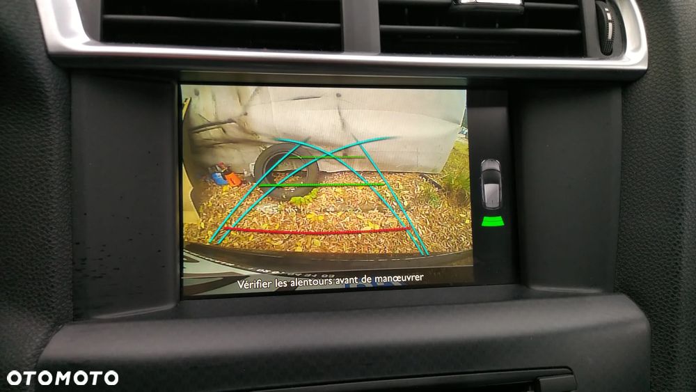 Citroën DS4 Cross 1.6 BlueHDi Be Chic S&S - 23