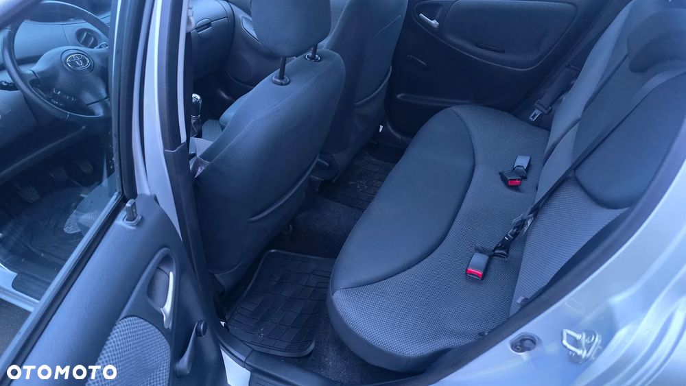 Toyota Yaris 1.3 Edition - 9