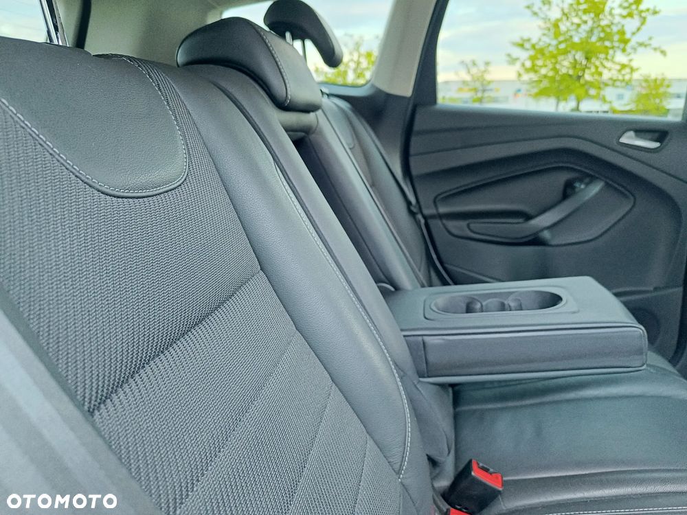 Ford Kuga 2.0 TDCi Titanium - 31