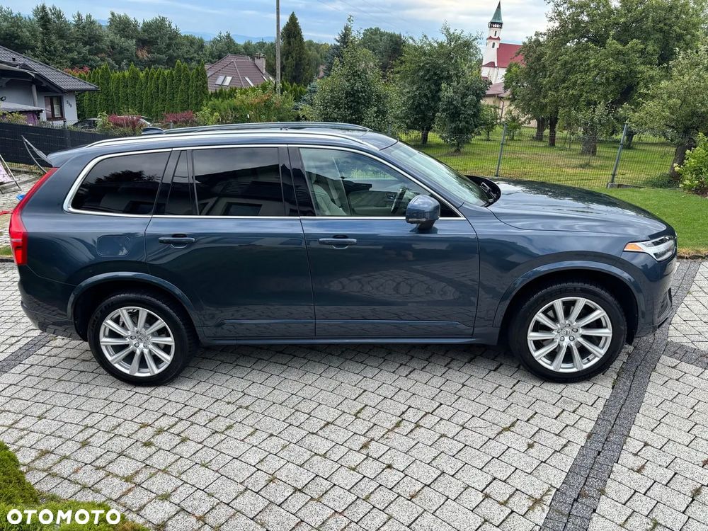 Volvo XC 90 - 4