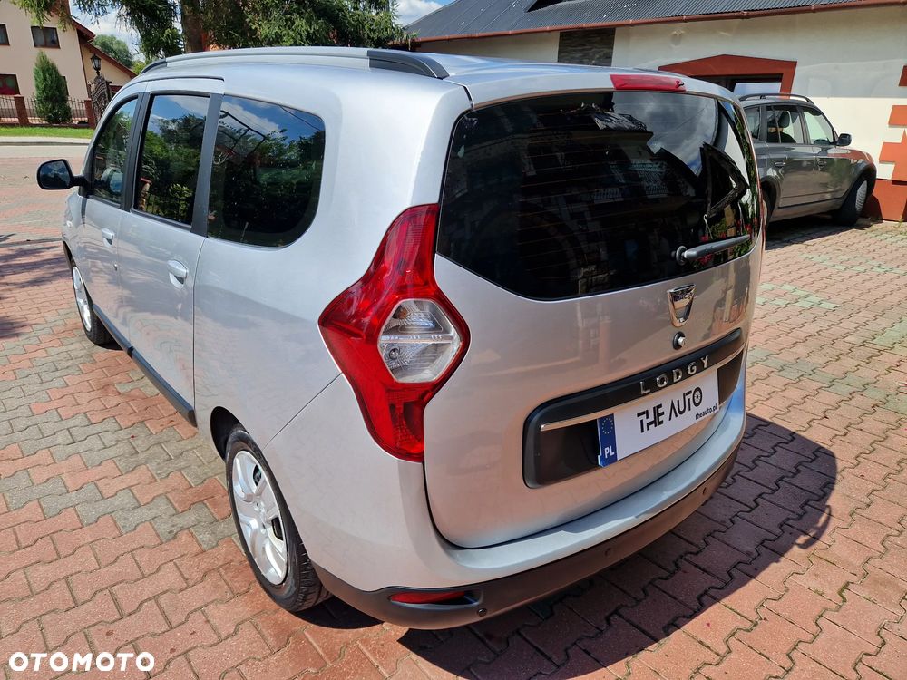 Dacia Lodgy 1.6 SCe Laureate S&S - 29