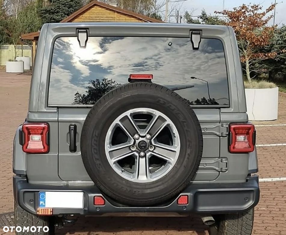 Jeep Wrangler Unlimited 3.6 Automatik Sahara - 10