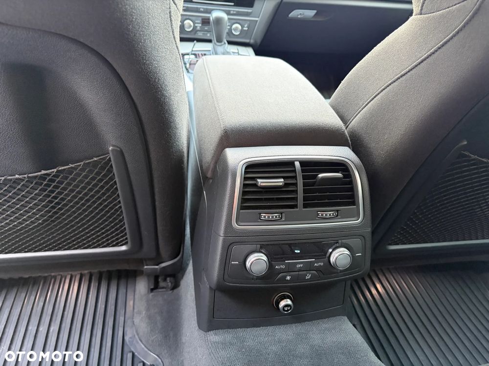 Audi A6 Avant 2.0 TDI Ultra S tronic - 18