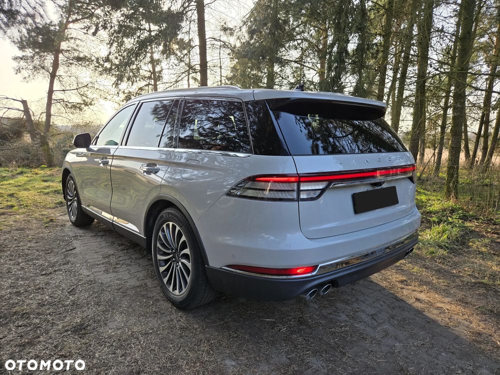 Lincoln Aviator - 12