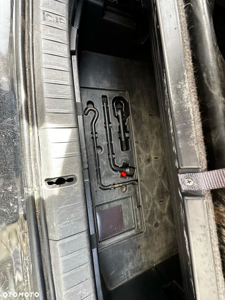 Toyota Prius 1.5 VVT-i Prestige - 8