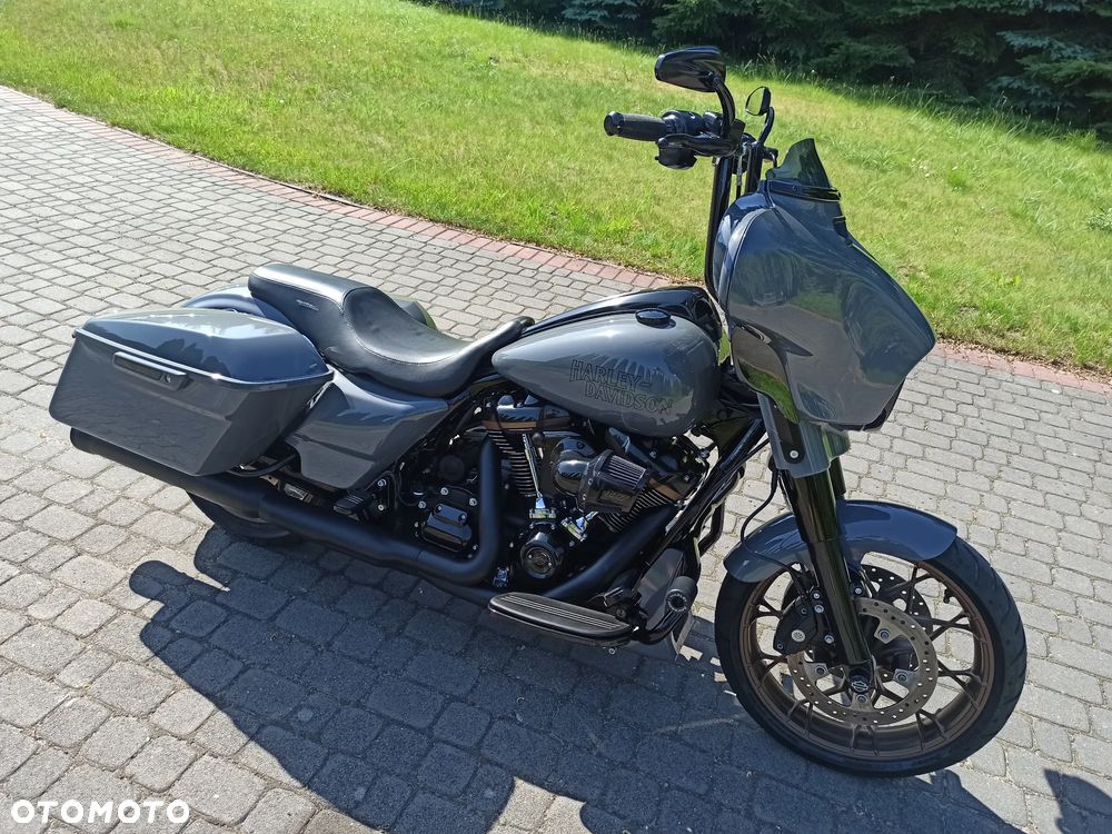 Harley-Davidson Touring Street Glide - 15