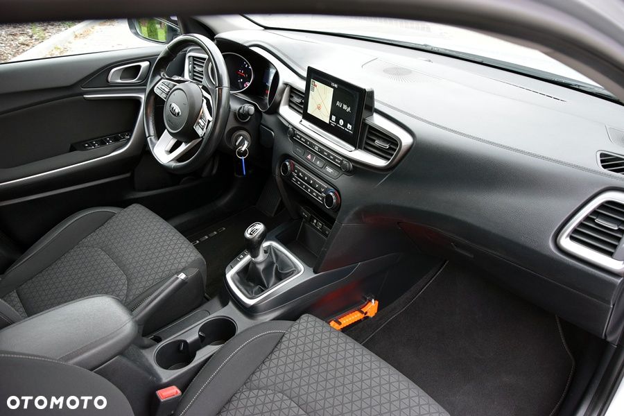 Kia Ceed 1.6 CRDi Edition 7 - 9
