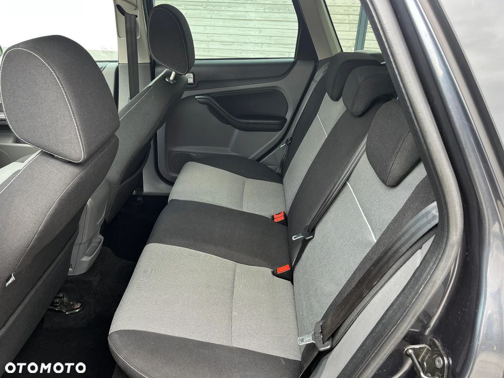 Ford Focus 1.6 TDCi Titanium - 15