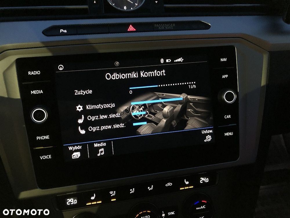 Volkswagen Passat 2.0 TDI BMT Comfortline DSG - 16