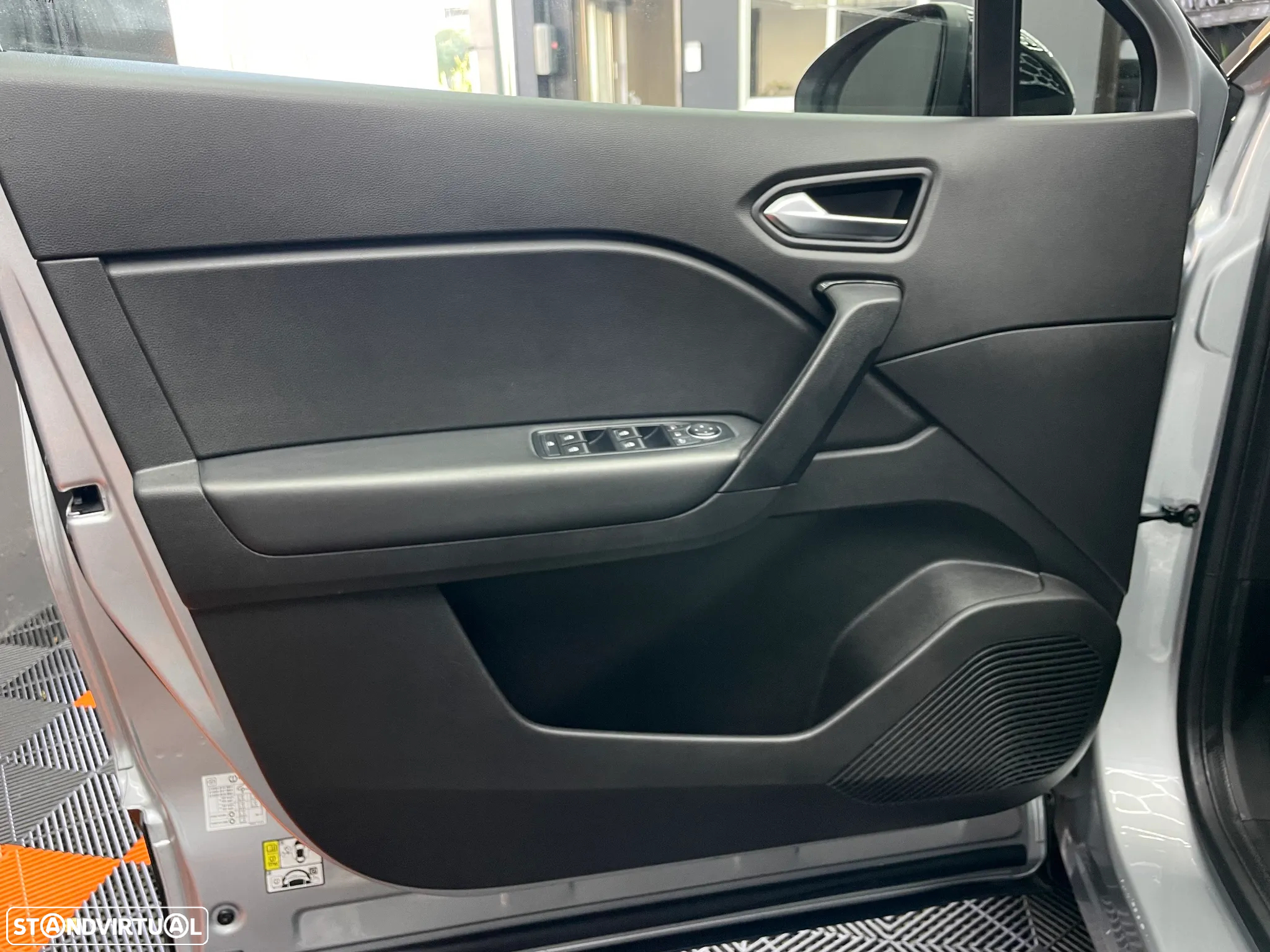 Renault Captur BLUE dCi 115 EDC INTENS - 15