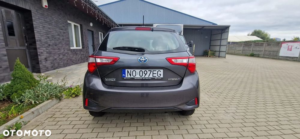 Toyota Yaris 1.5 VVT-i Team Deutschland - 4