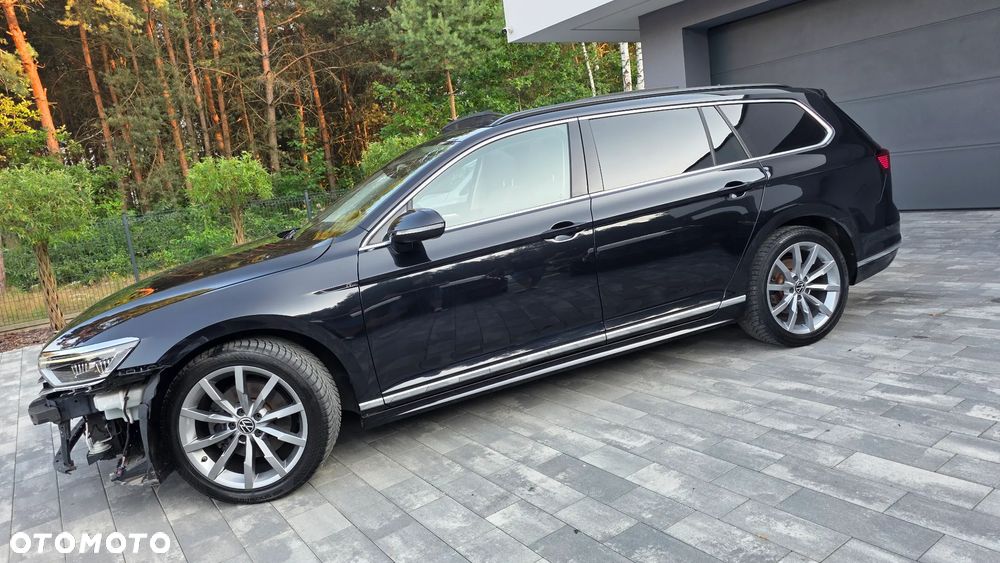 Volkswagen Passat - 4
