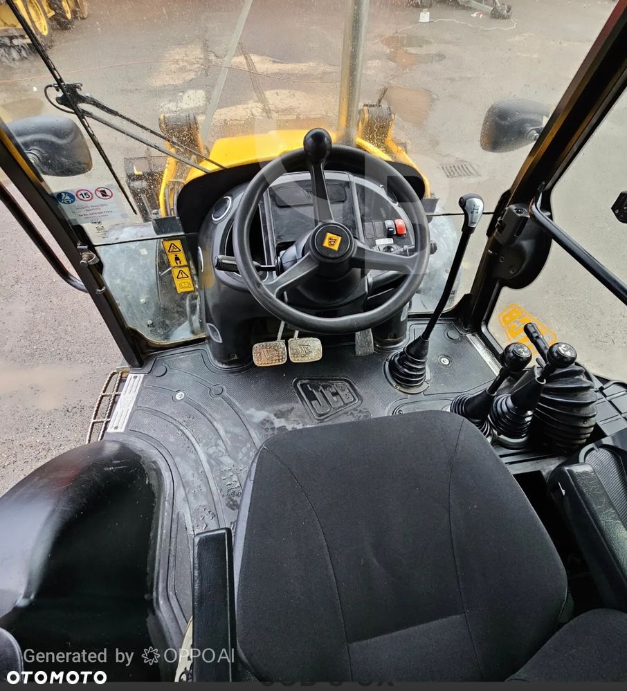 JCB 3CX - 12