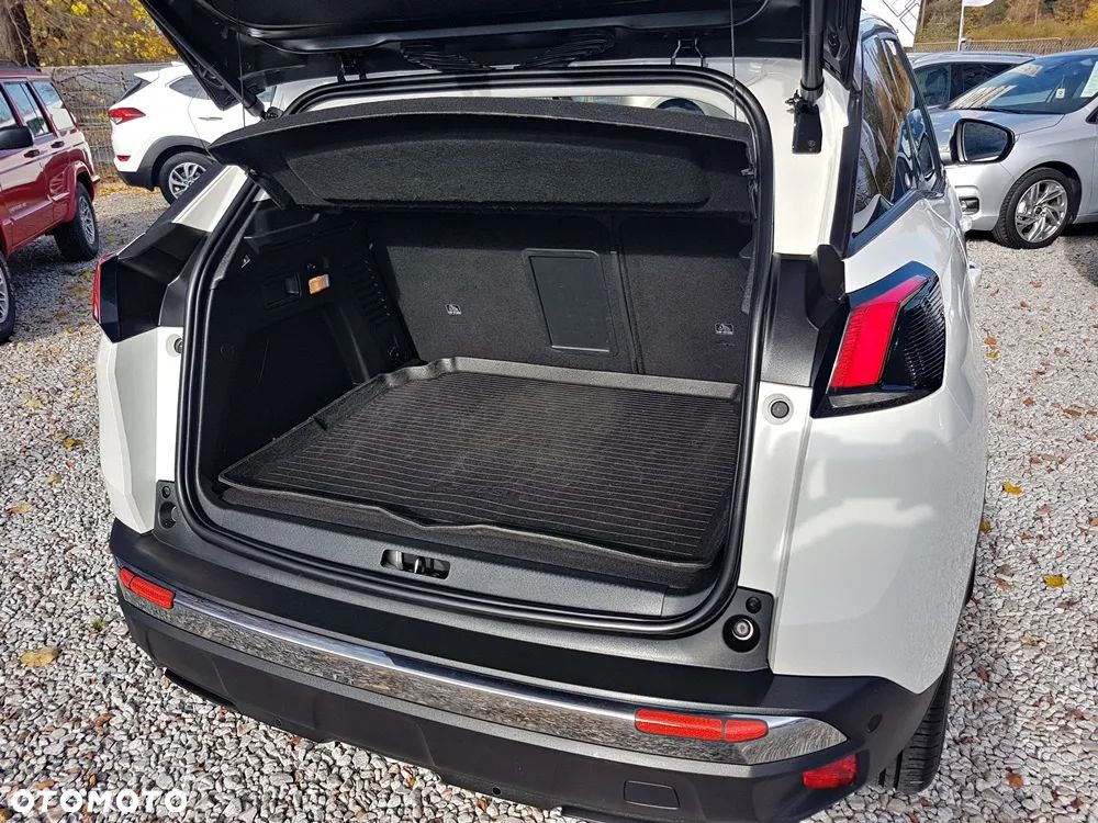 Peugeot 3008 1.2 PureTech Allure S&S - 25