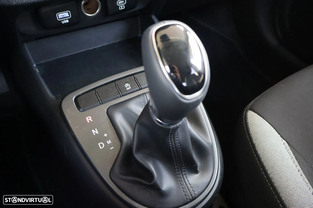 Hyundai i10 1.0 Comfort AMT (TT) - 13