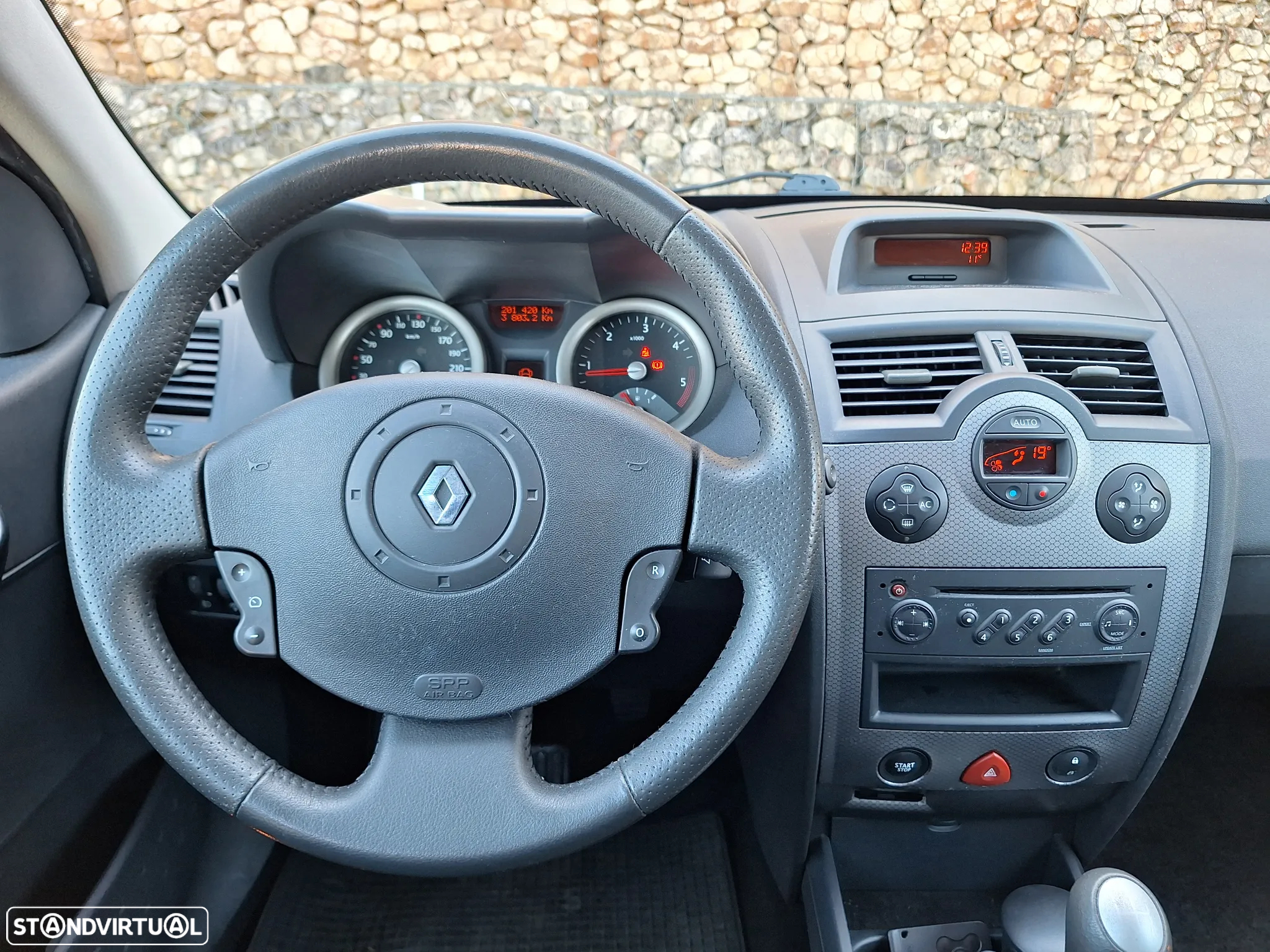 Renault Mégane 1.5 dCi Dynamique - 9
