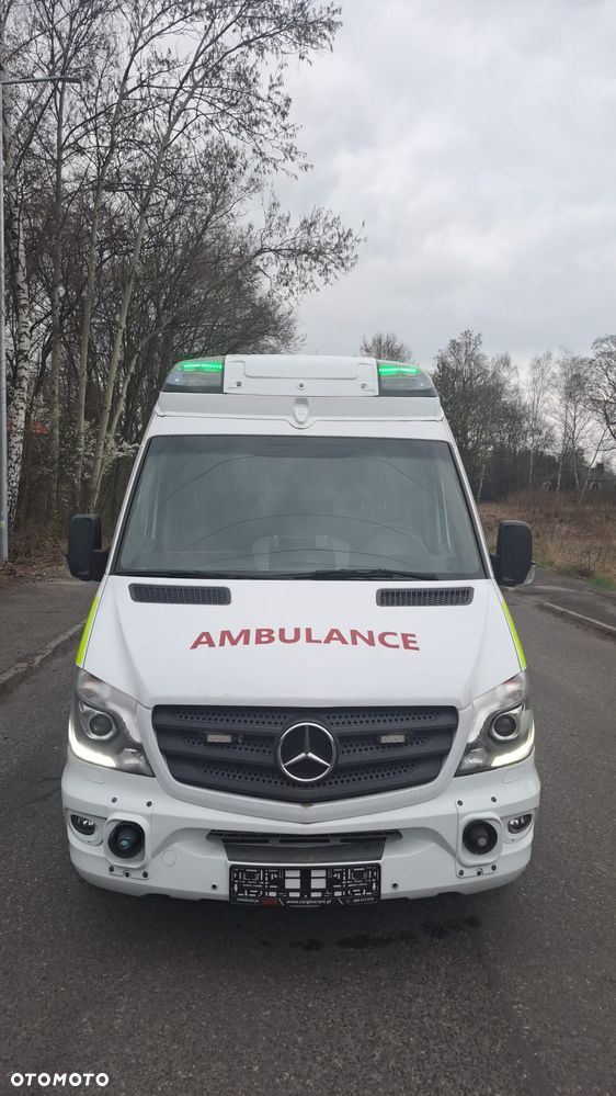 Mercedes-Benz Sprinter 319 CDI Ambulans karetka - 25