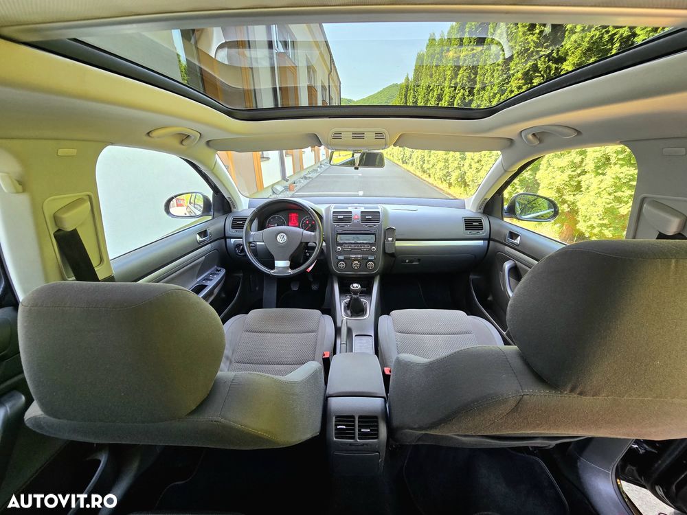 Volkswagen Golf 1.9 TDI DPF Comfortline BlueMotion - 5