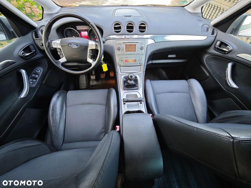 Ford S-Max 2.5 Titanium - 18