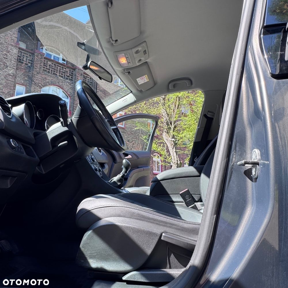 Opel Meriva - 17