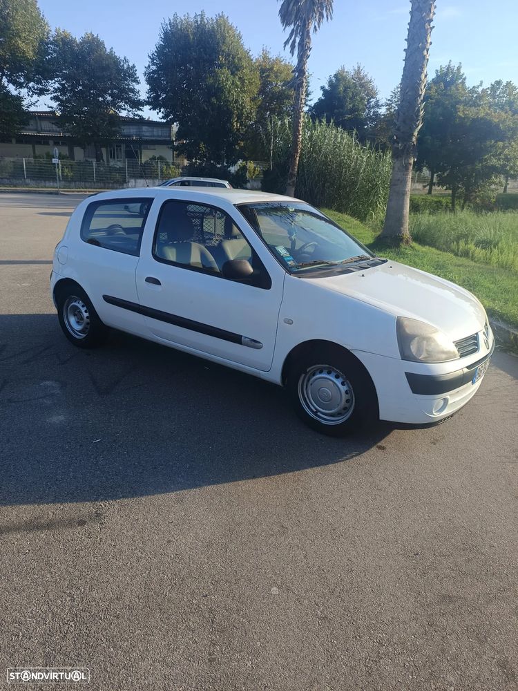 Renault Clio 1.5 dCi Pack Authentique - 2