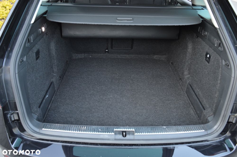 Skoda Superb 2.0 TDI SCR Sportline DSG - 34