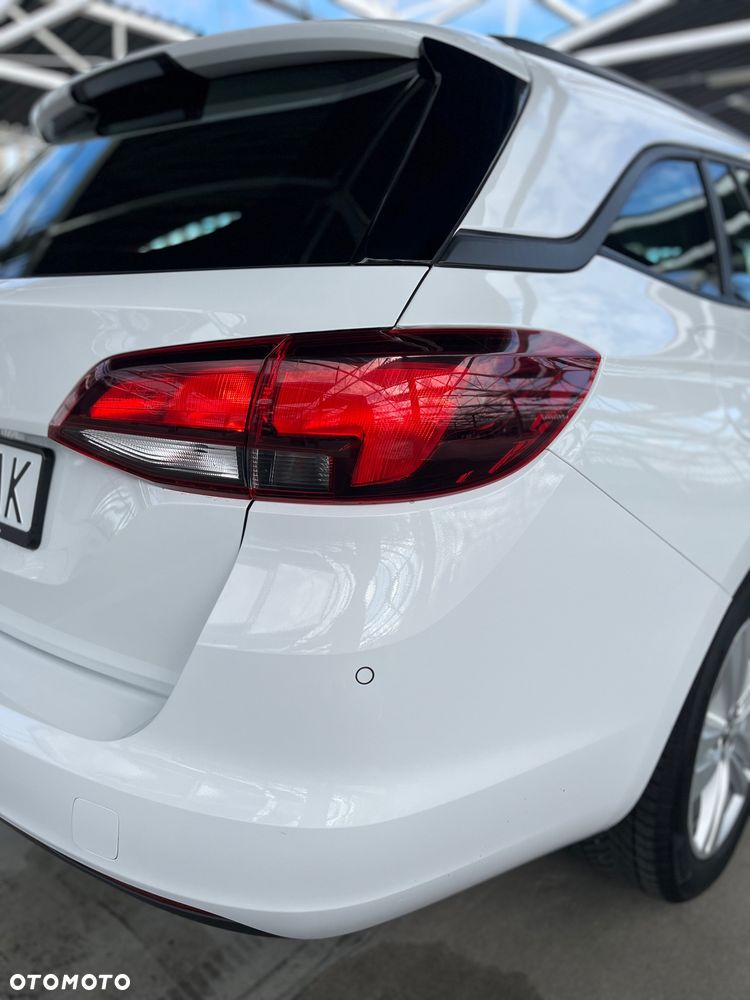 Opel Astra 1.6 CDTI Enjoy - 13