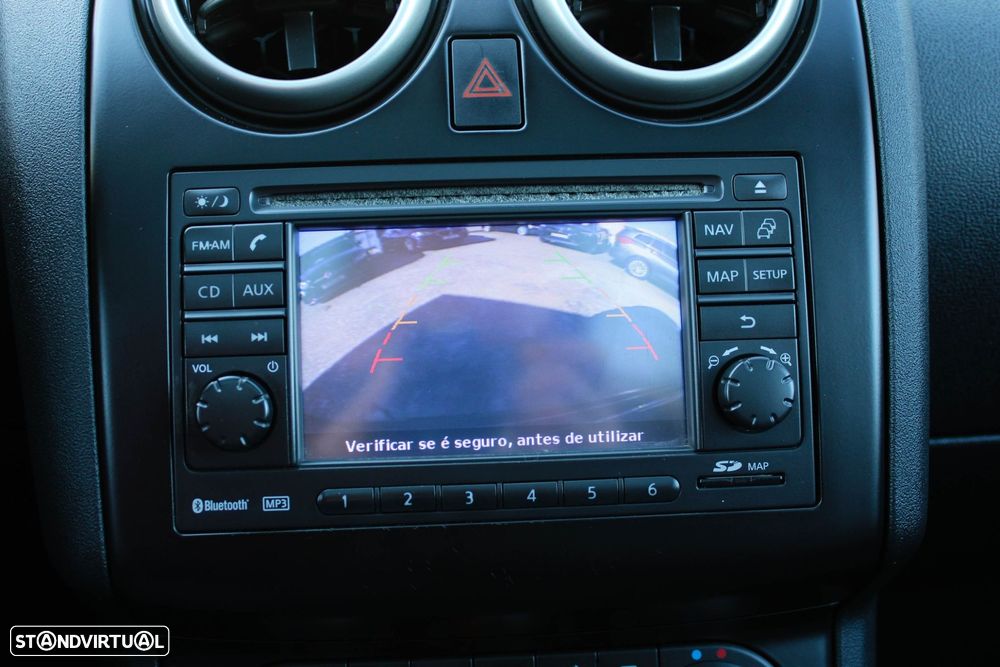 Nissan Qashqai +2 1.5 dCi Tekna Premium 18 - 39