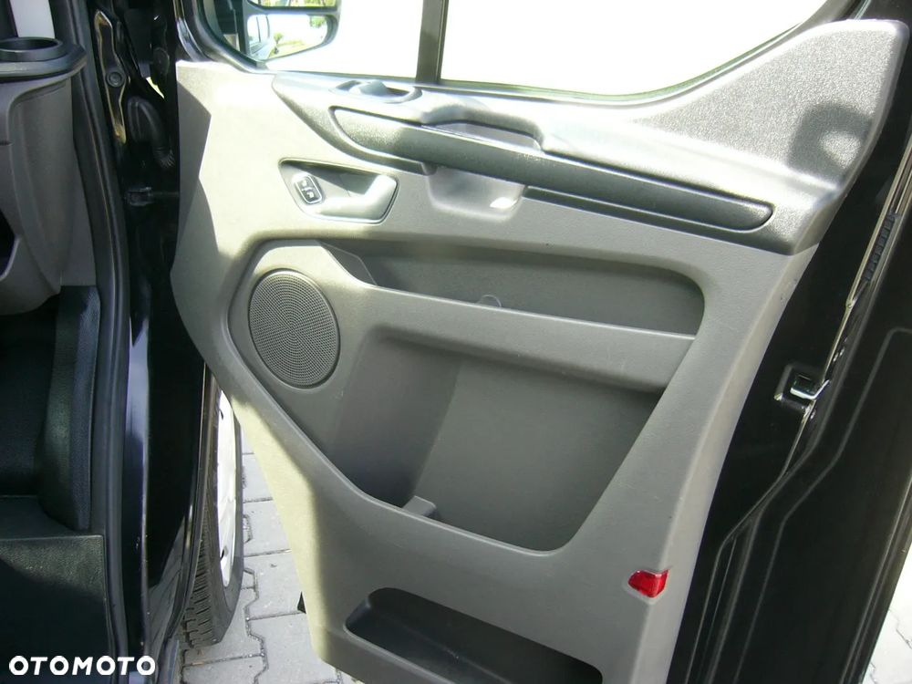 Ford Transit Custom LONG 2.0 tdci 130 Ps NOWY ROZRZĄD , FAKTURA VAT - 19