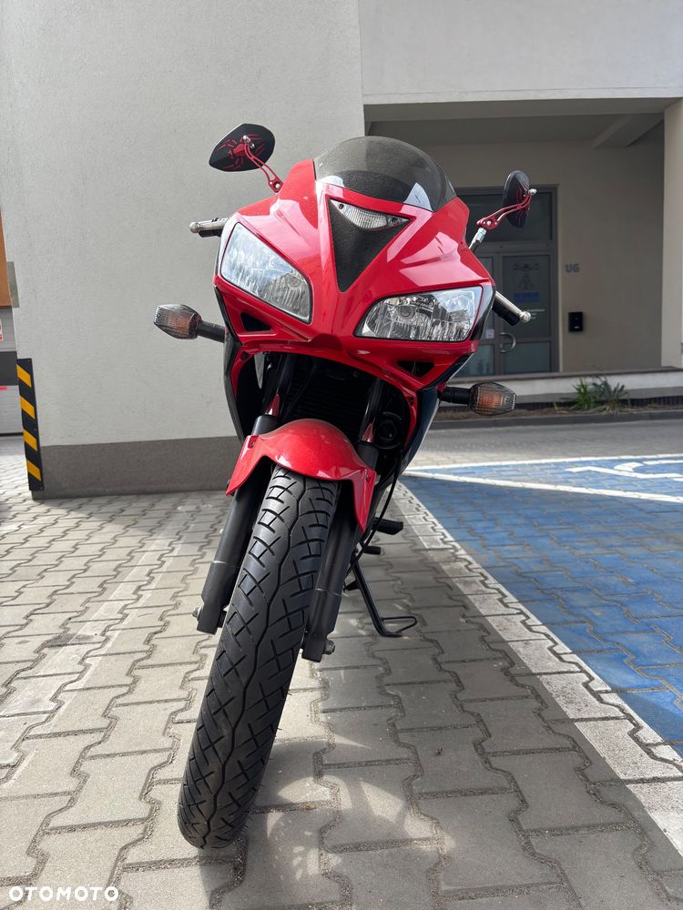 Honda CBR - 4