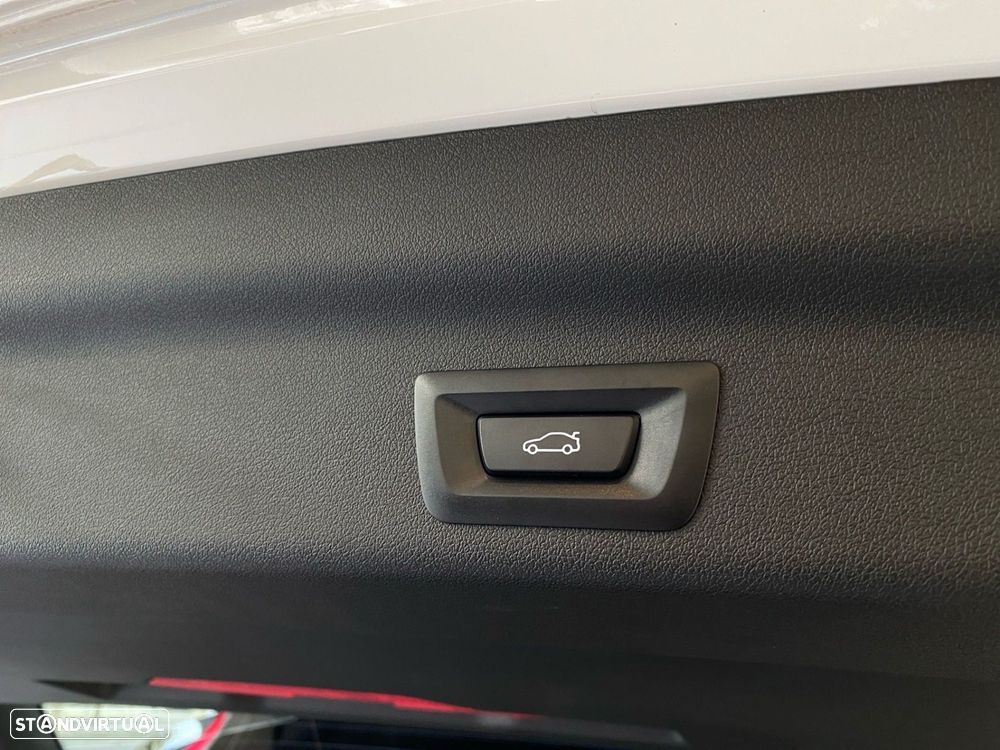 BMW iX1 xDrive30 Pack Desportivo M - 26