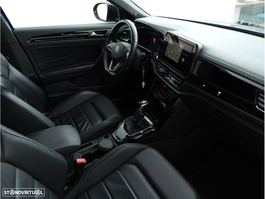 VW T-Roc 2.0 TDI R-Line DSG - 25